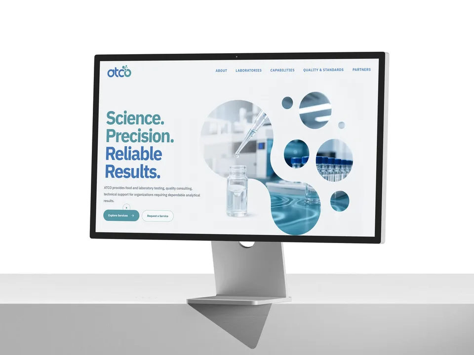 عرض موقع شركة ATCO على الحاسوب والهاتف